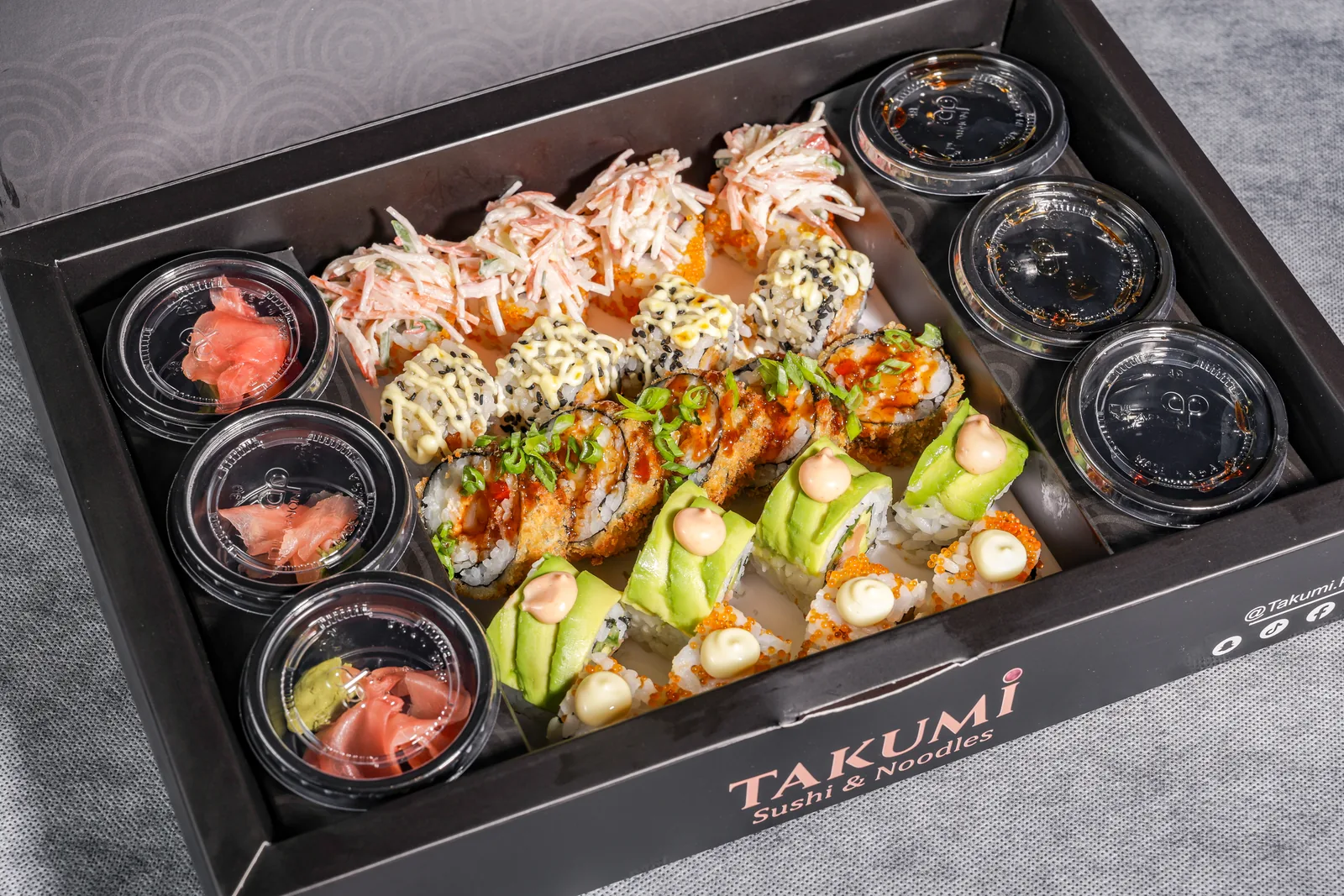 Takumi Box (20pcs) - بوكس تاكومي (20 قطعة)
